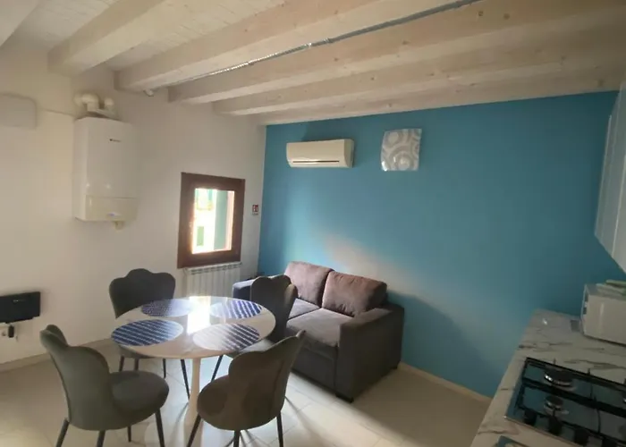 Elena's Piano Secondo Κιότζα